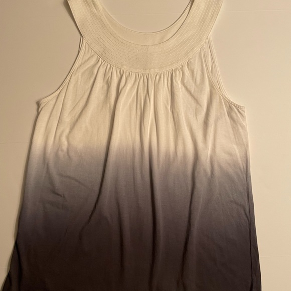 Express sleeveless blouse (tunic) size S, white and gray. Loose fitting - Picture 10 of 17